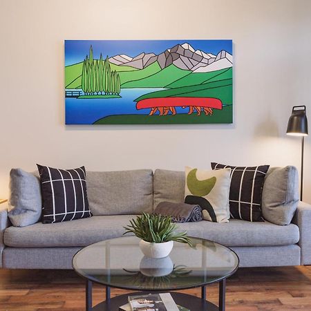 Grassihaus Mountain Getaway Apartment Canmore Exterior photo
